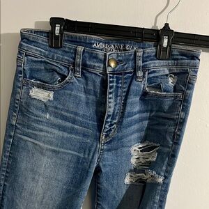 American Eagle Outfitters Women's Blue Distressed Jeans